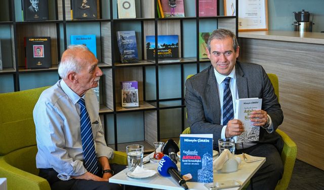 Çimrin’in yeni kitapları tanıtıldı