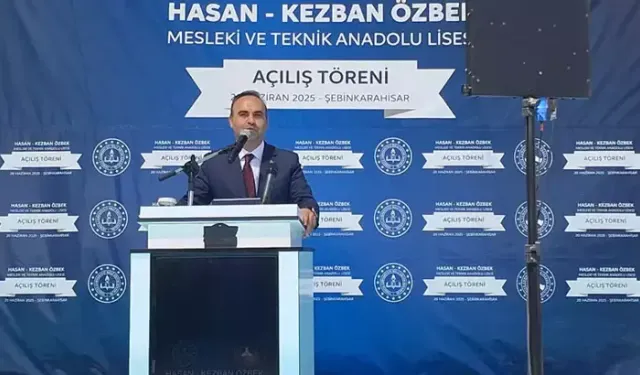 Bakan Kacır: 'Türkiye Yüzyılı' hedefimize adım adım birlikte yürüyeceğiz