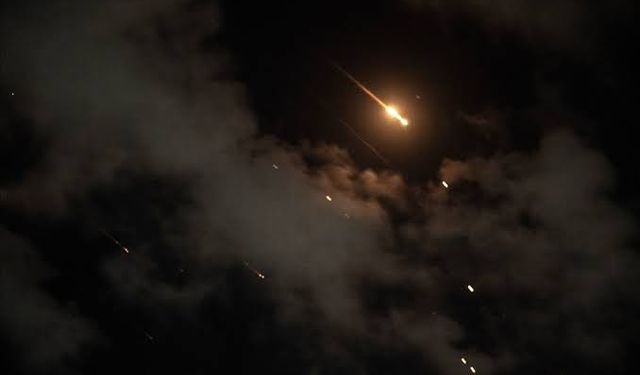 İran’dan İsrail’e yeni füze saldırısı