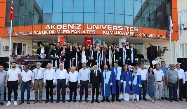 MYO’da mezuniyet coşkusu