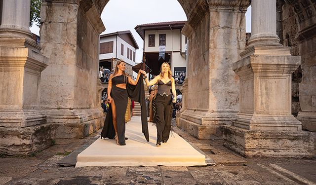 Tarih ile moda buluştu