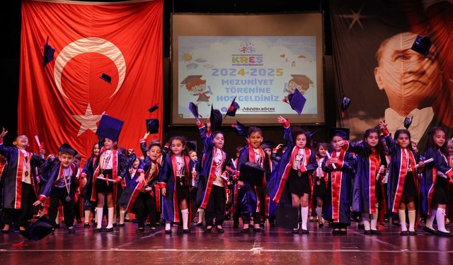 Miniklerden büyük mezuniyet