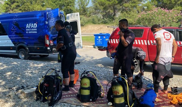 Irmağa düşen topu almak için suya atlayan Özgür kayboldu