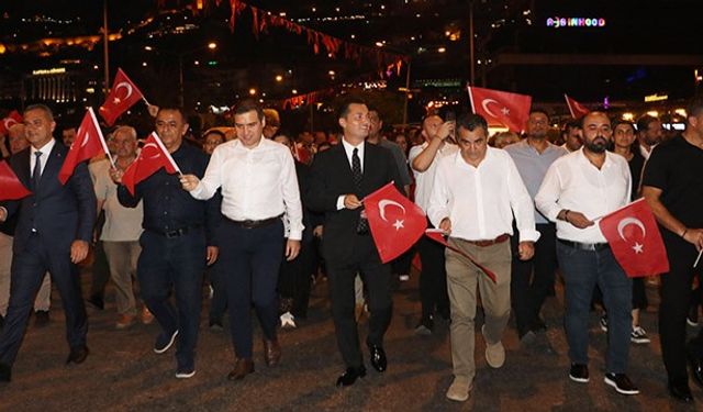 Alanya'da 15 Temmuz anma yürüyüşü