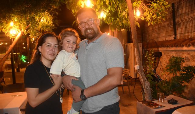 Minik Meyhanet'e Dansöz oynattı