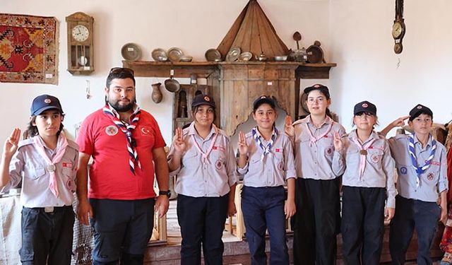 Antalya Büyükşehir izcileri Akseki’de kampa girdi
