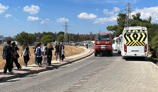 Çanakkale’de orman yangını: 2 okul tahliye edildi