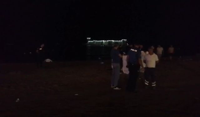 Gece denize girdi, hayatını kaybetti