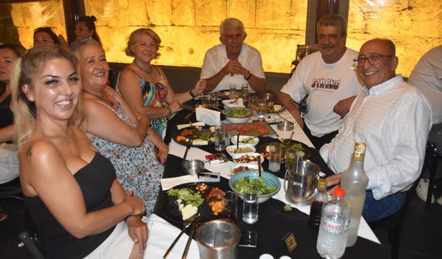 Üçkapılar meyhane buluşması