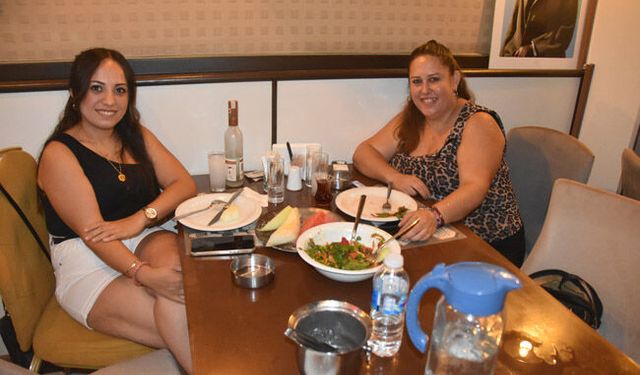 30 Ağustos Sona Meyhane'de