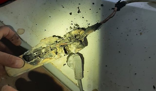 Prize takılan kablo yangına neden oldu