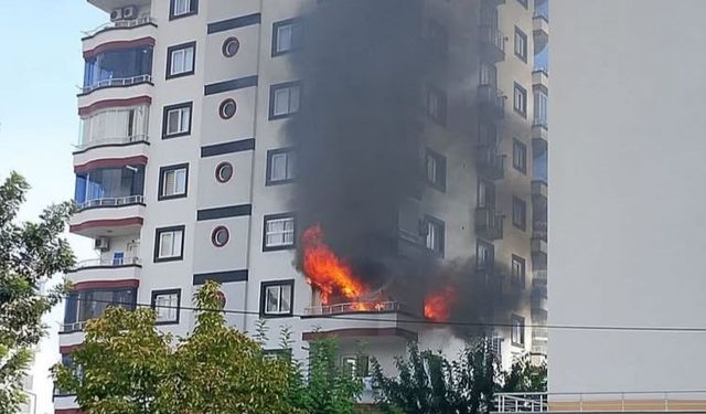 9 katlı binada yangın paniği