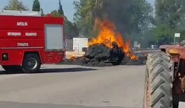 Elyaf yüklü traktör römorku yandı