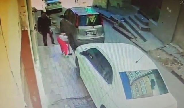 Yaşlı kadının unuttuğu yüzbinlerce liralık altın kesesi yüz tanıma sistemiyle bulundu