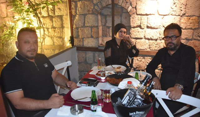 Üçkapılar Meyhane patronlarından