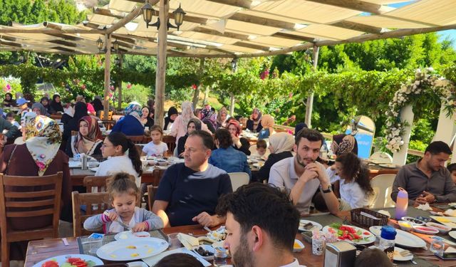 Din görevlileri kahvaltıda buluştu