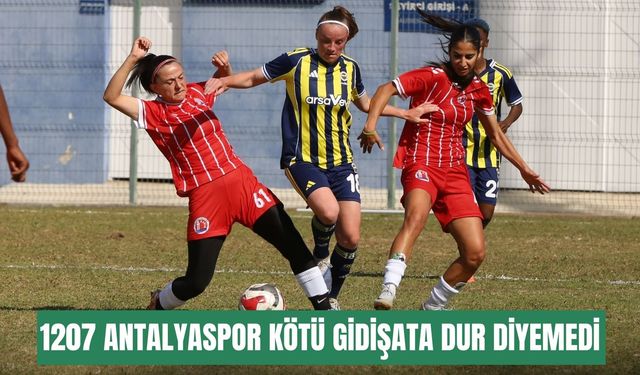 1207 Antalyaspor kötü gidişata dur diyemedi: Fenerbahçe’ye farklı kaybetti