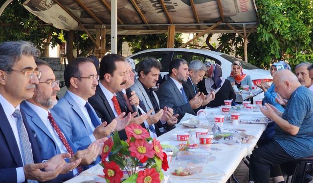 Yalçınkaya'ya veda yemeği