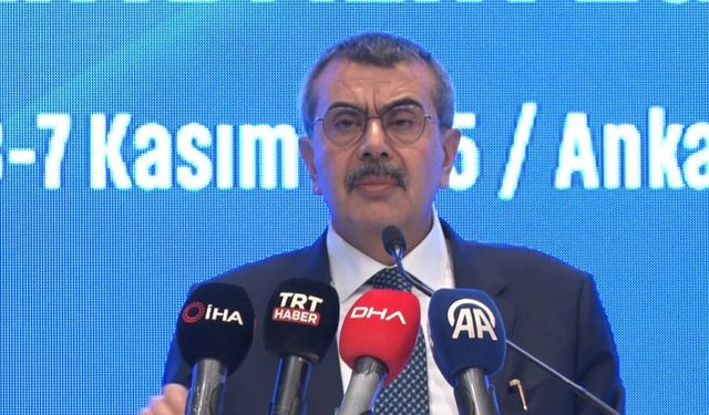 Bakan Tekin: "45 farklı ülkede 2 bin 785 bursiyerimiz var"