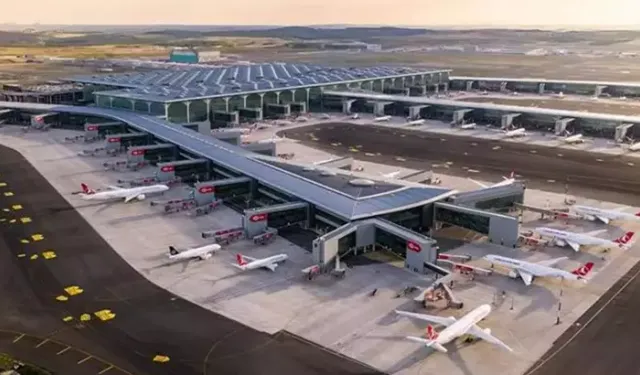 Uçakta bomba ihbarı asılsız çıktı