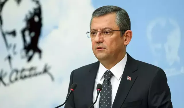 Özgür Özel, yeniden CHP Genel Başkanlığına seçildi