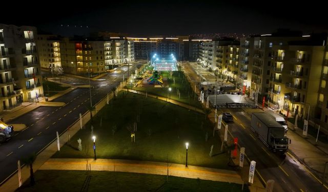 Bakan Kurum: Küllerinden doğan Hatay'ımız yine ışıl ışıl