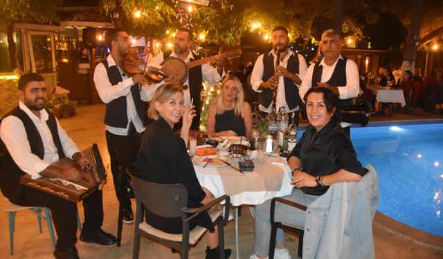 Güzeller Meyhanet’e kutladılar