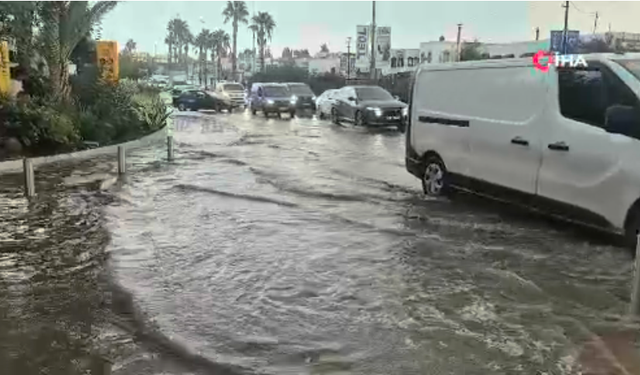 Bodrum sokakları bir saatte göle döndü