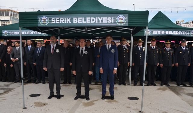 Serik'te 10 Kasım töreni