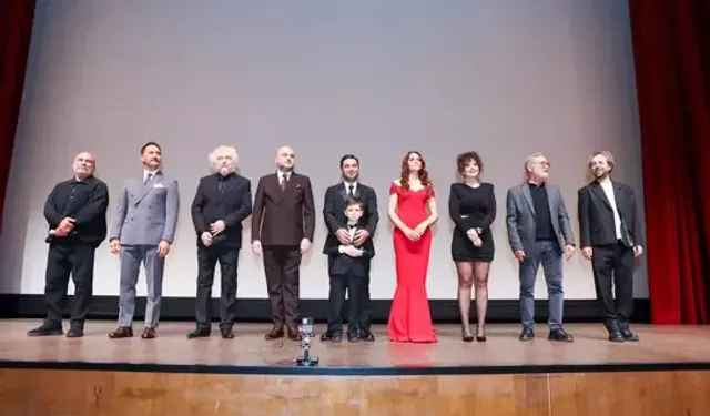 Beyazperdede 'Bak Postacı Geliyor'