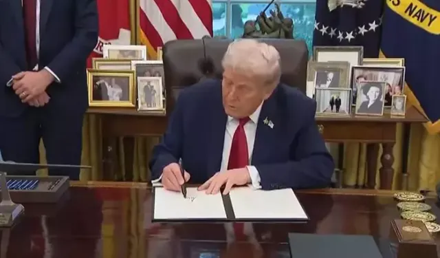 Trump, fentanili kitle imha silahı ilan eden kararnameyi imzaladı