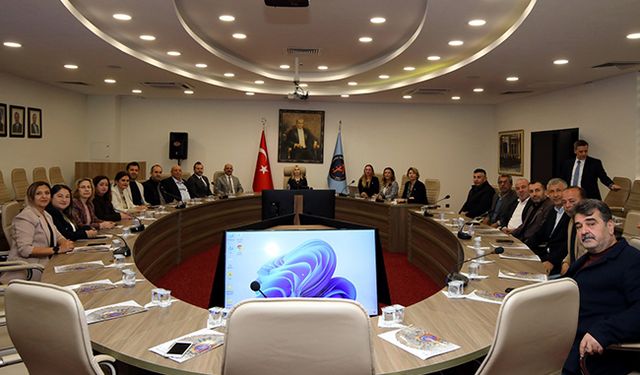 Akdeniz Üniversitesi'nde muhtarlara eğitim verildi