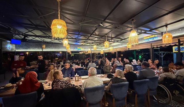 Diyaliz hastalarına moral ve dayanışma yemeği