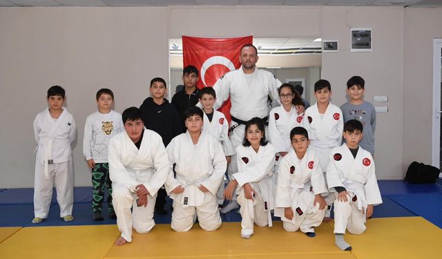 İsmet Selekler Spor Kompleksi'nde kurslar başladı