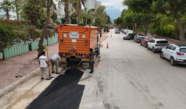 ASAT'tan Konyaaltı'nda asfalt seferberliği