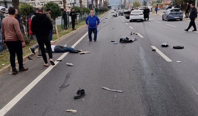 Otomobille çarpışan motosikletli hayatını kaybetti