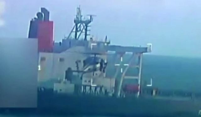 ABD, Venezuela açıklarında el konulan petrol tankerine yapılan operasyonun görüntülerini yayınladı