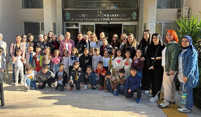 Tekelioğlu Kütüphanesi’nde minik okurlar yazarla buluştu