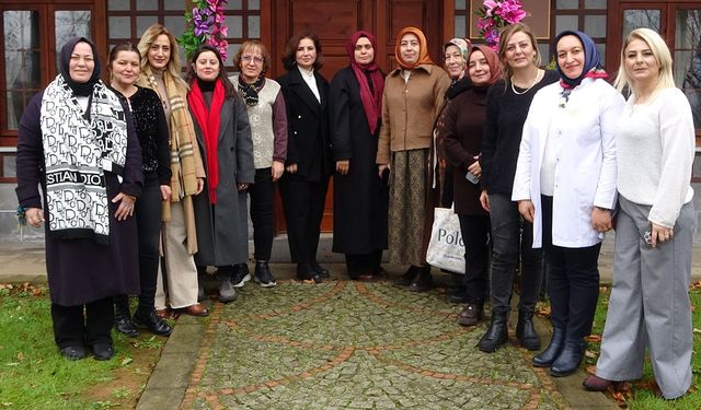 Acılarını üreterek unutuyorlar