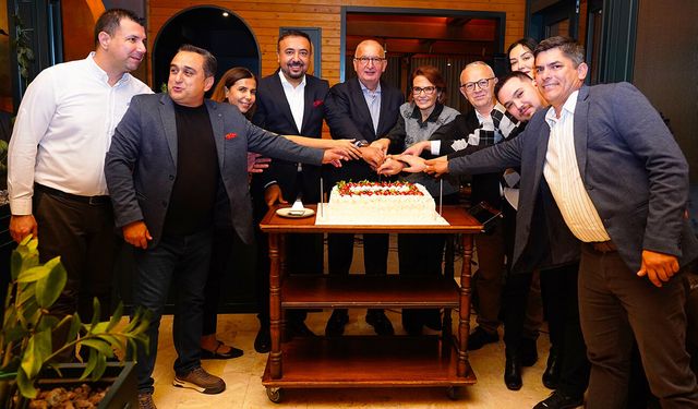 Antalya’nın gururu İsmail Bilal, 2025’i çalışanlarıyla uğurladı