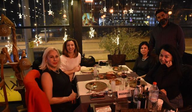 Yeni Sezon yemeği The Kanat'a