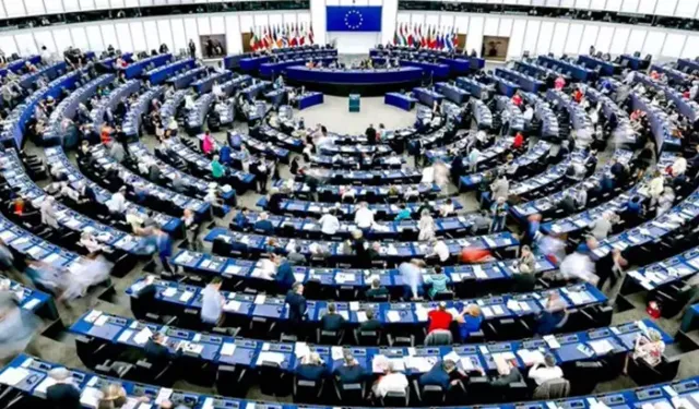 Avrupa Parlamentosu'ndan Ukrayna'ya 90 milyar avroluk krediye onay