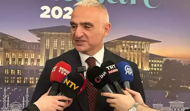 Bakan Ersoy, 'Külliye'de Ramazan' etkinlik alanını ziyaret etti