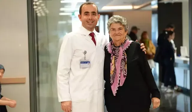 Kornea nakliyle 6 yıl sonra yeniden görmeye başladı