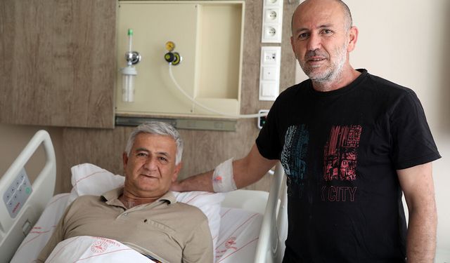 'Kumlucalı Jason' ağabeyini böbrek yetmezliğinden kurtardı