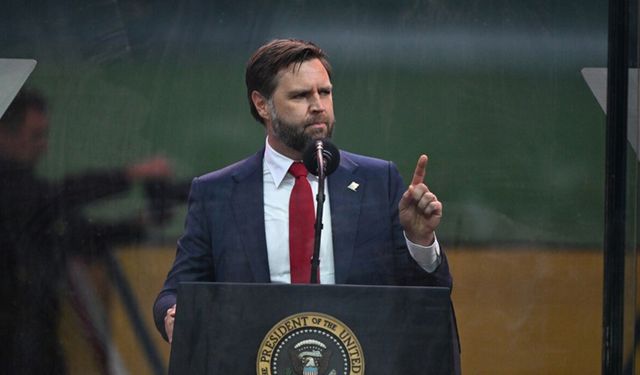 Vance: "İranlılarla diplomatik görüşmeler yapıyoruz"