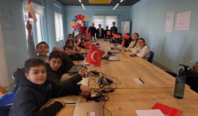 Tunçezden Genç  yazılımcılara ziyaret