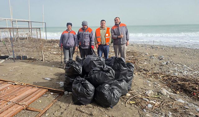 Kemer'de sahiller temizlendi