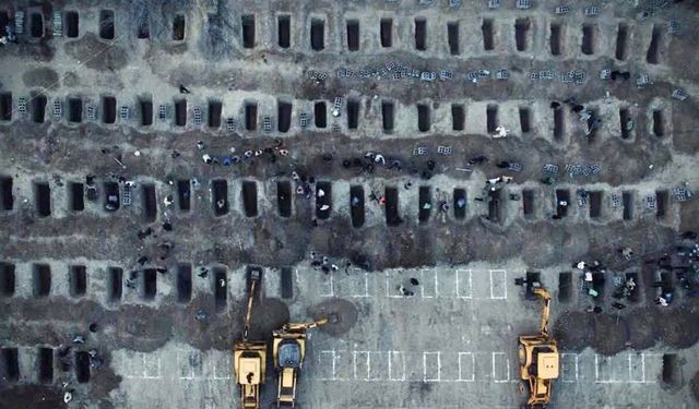 İran Dışişleri Bakanı Arakçi: "Minab'daki okul saldırısı savaş suçudur"