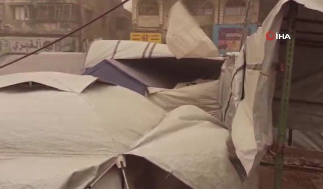 Gazze Şeridi'ni kum fırtınası vurdu